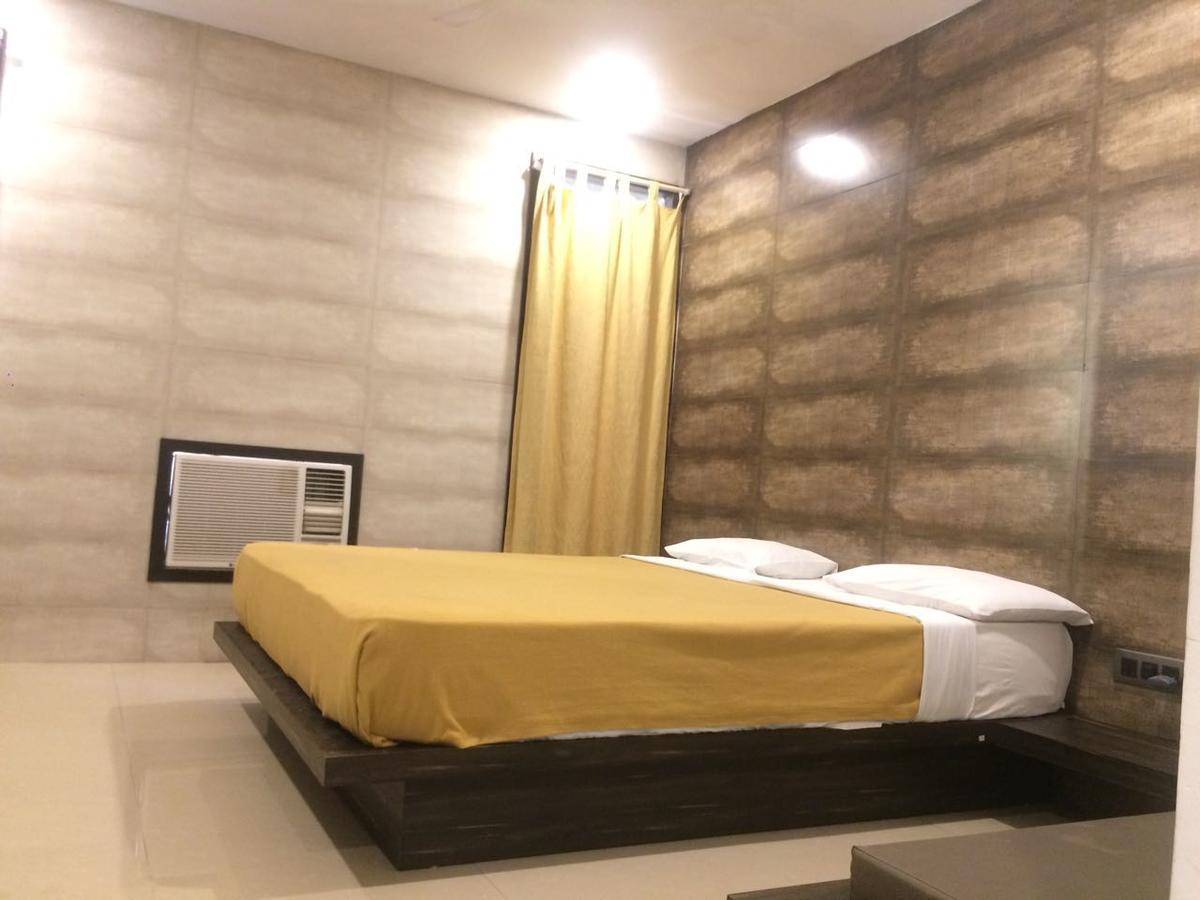 Silver Sands Beach Resort Daman Zewnętrze zdjęcie