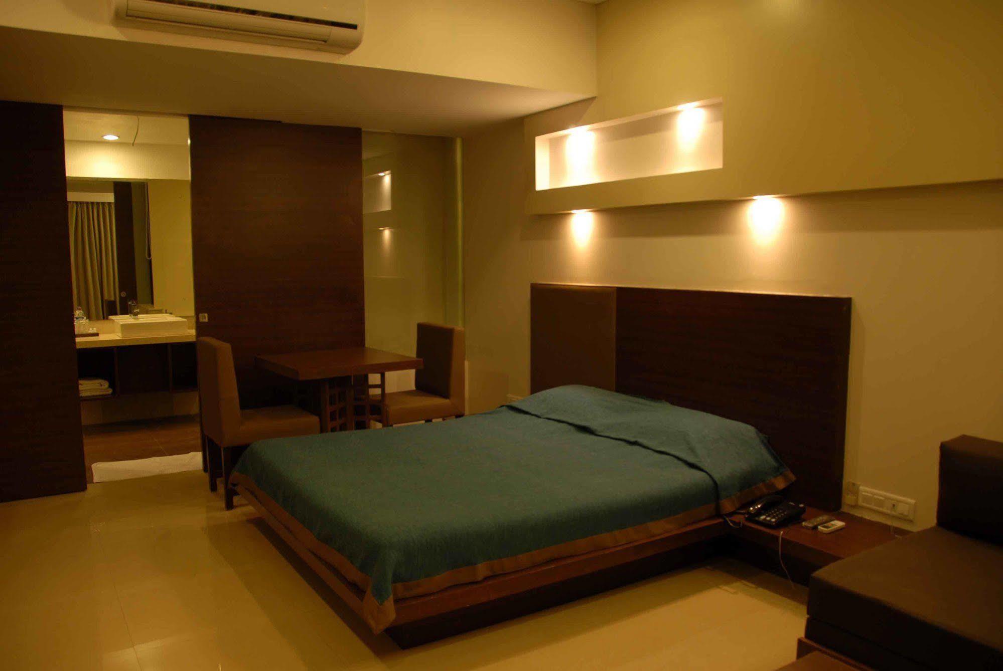 Silver Sands Beach Resort Daman Zewnętrze zdjęcie