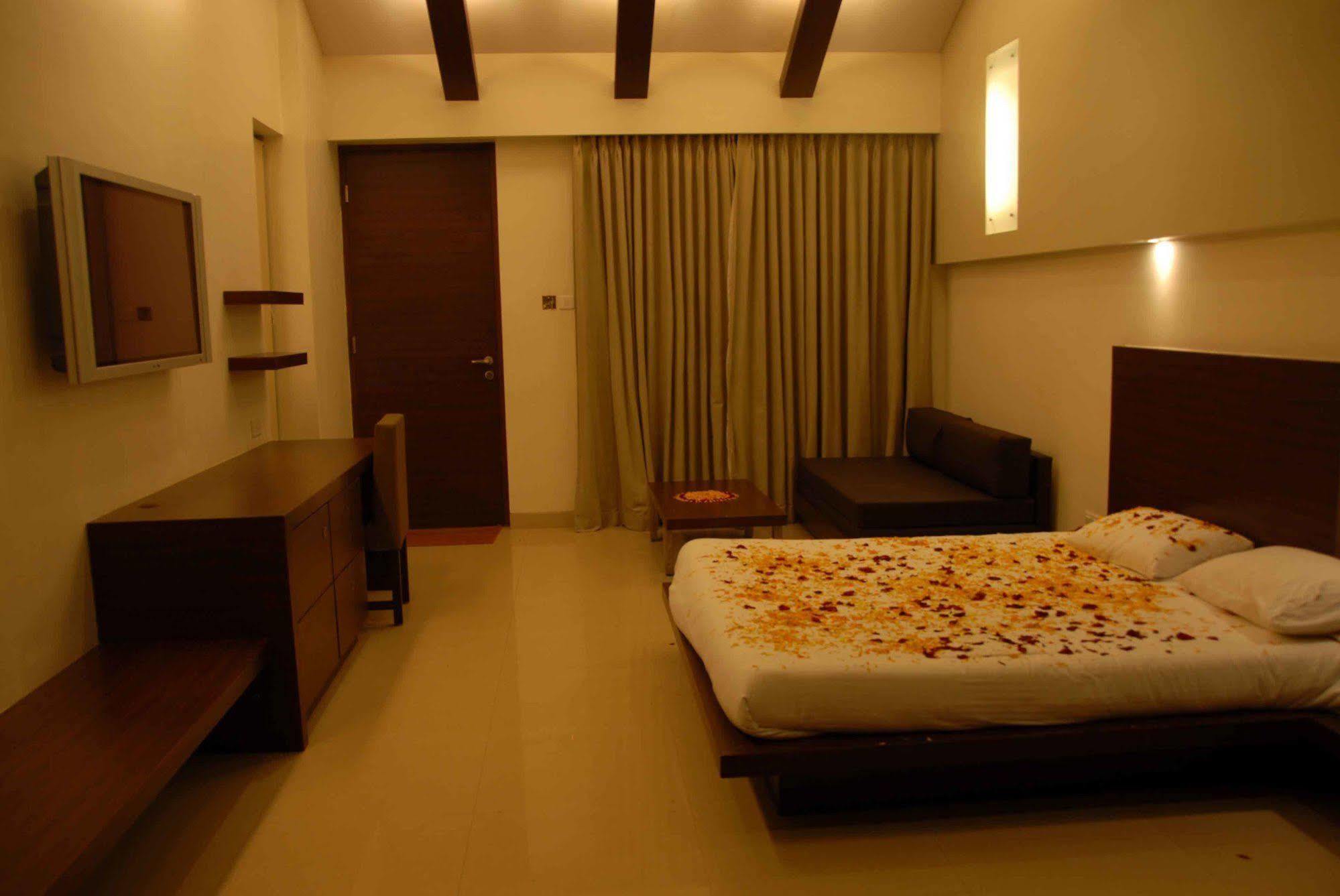 Silver Sands Beach Resort Daman Zewnętrze zdjęcie