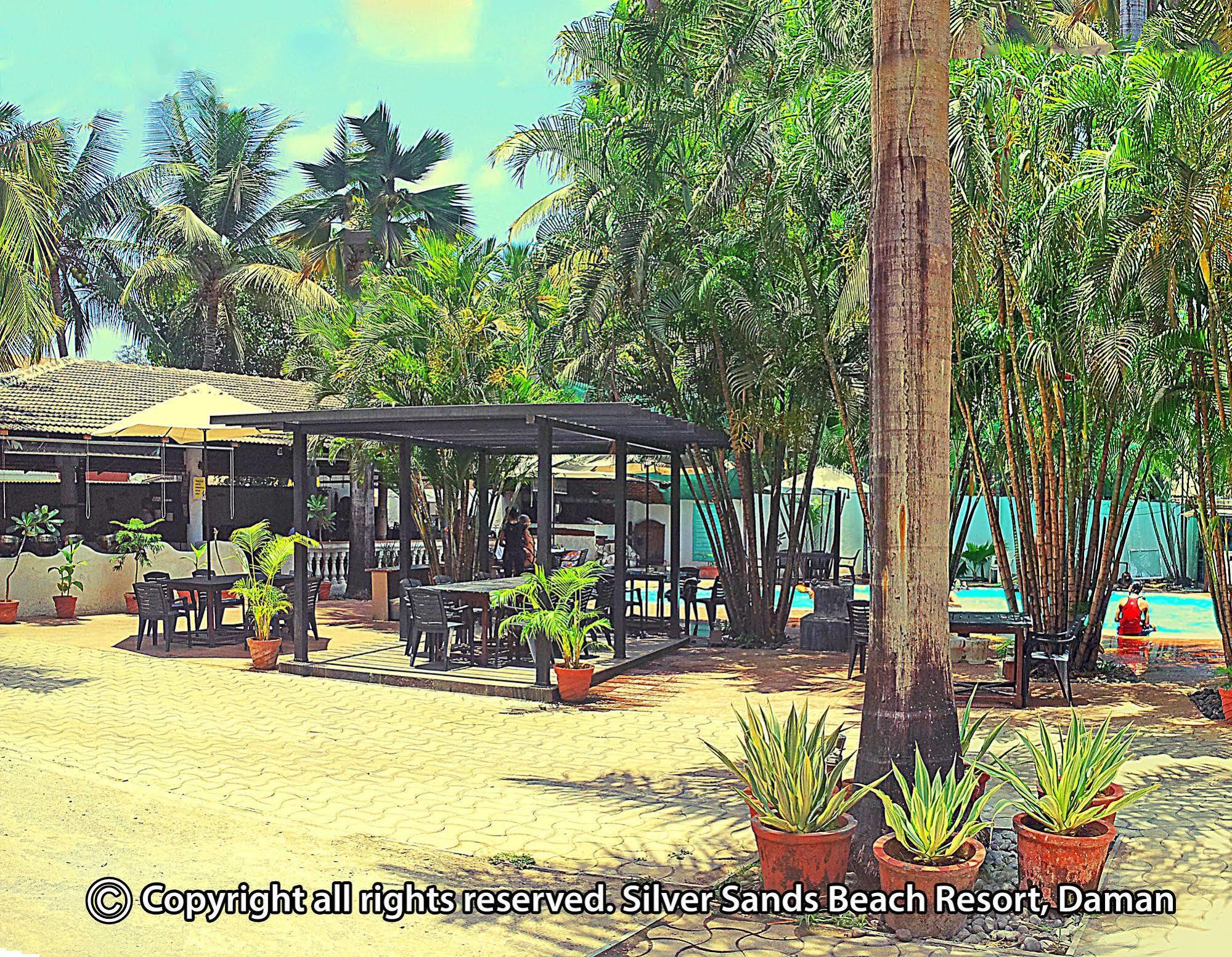 Silver Sands Beach Resort Daman Zewnętrze zdjęcie