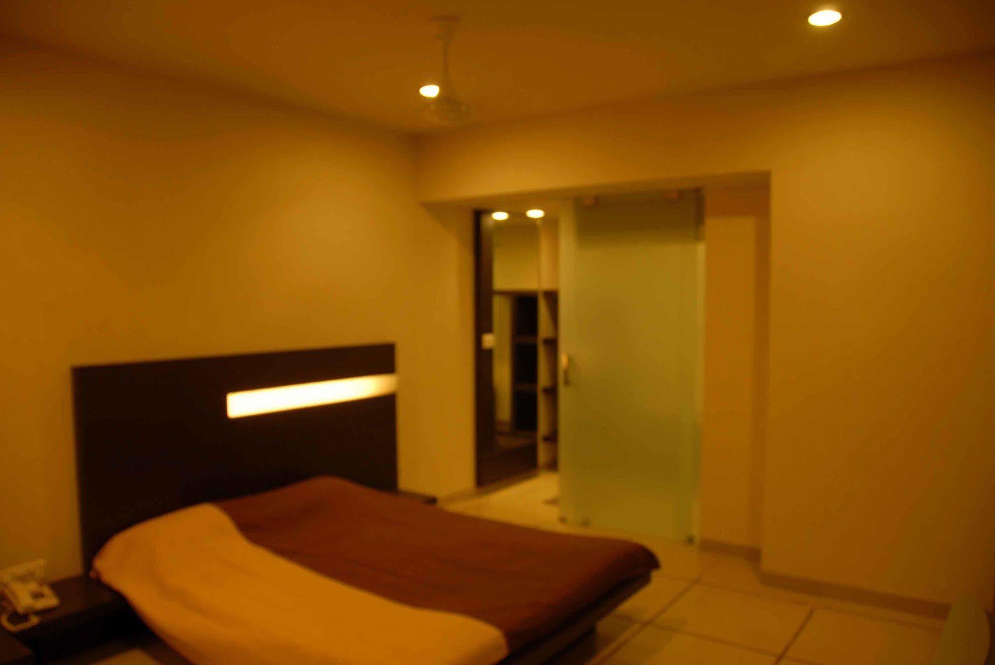 Silver Sands Beach Resort Daman Zewnętrze zdjęcie